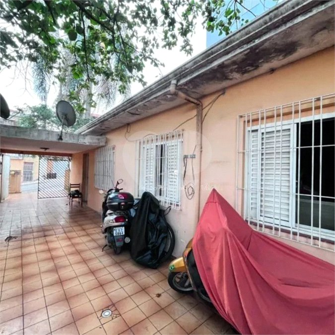 Casa Térrea à venda com 3 quartos em Vila Pereira Barreto, São Paulo, SP