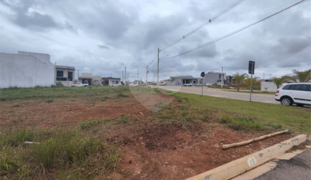 Terreno à venda no condomínio Tivolli, Itapetininga - SP