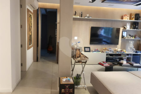 Apartamento à venda com 2 quartos, sendo 1 suíte, em Higienópolis, São Paulo, SP