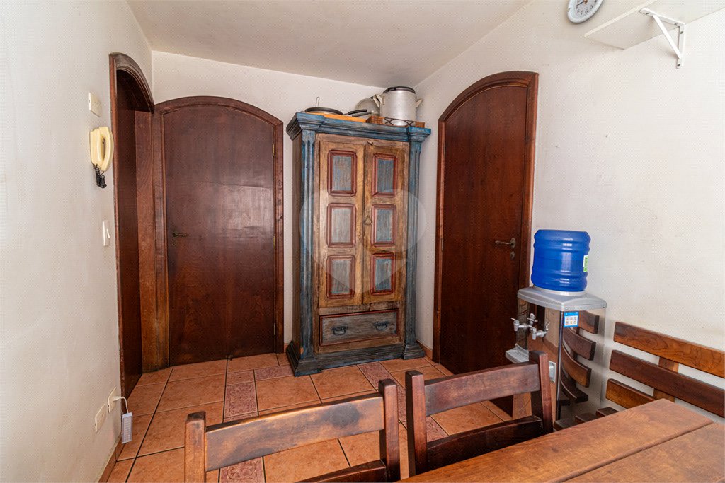 Casa de Vila à venda com 4 quartos, sendo 2 suítes, em Alto da Boa Vista, São Paulo, SP