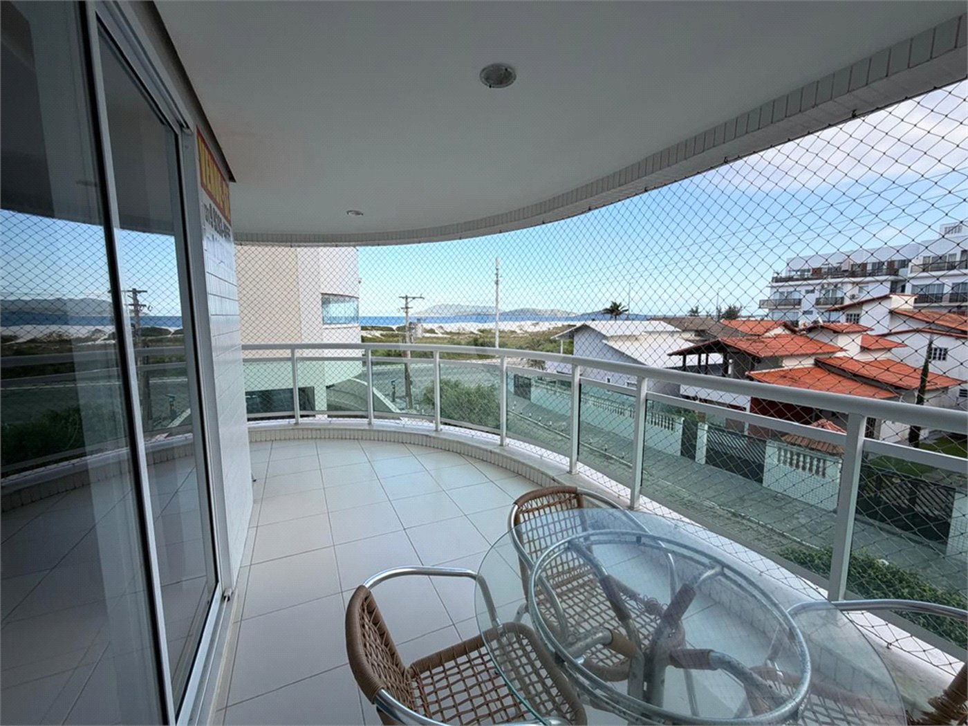 Apartamento à venda com 3 suítes em Braga, Cabo Frio, RJ