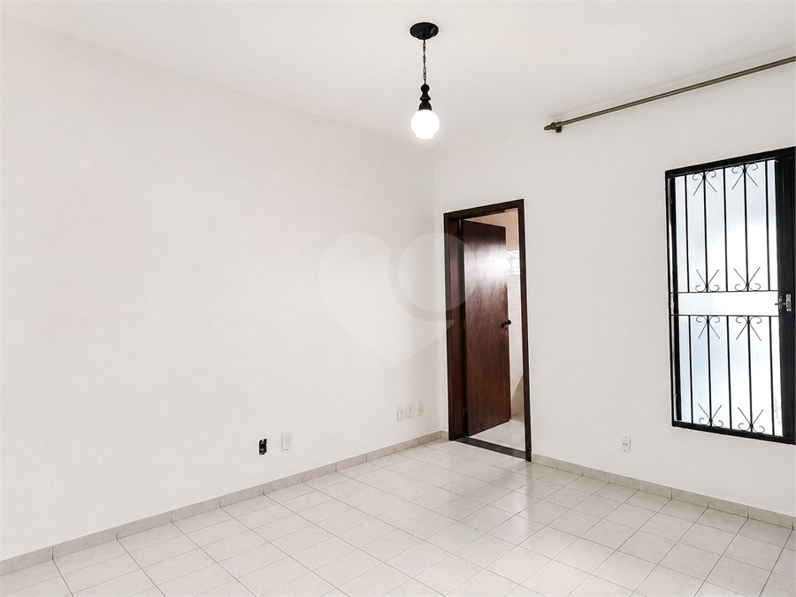 Casa à venda com 2 quartos, sendo 1 suíte, em Vila Santa Rita, Sorocaba, SP