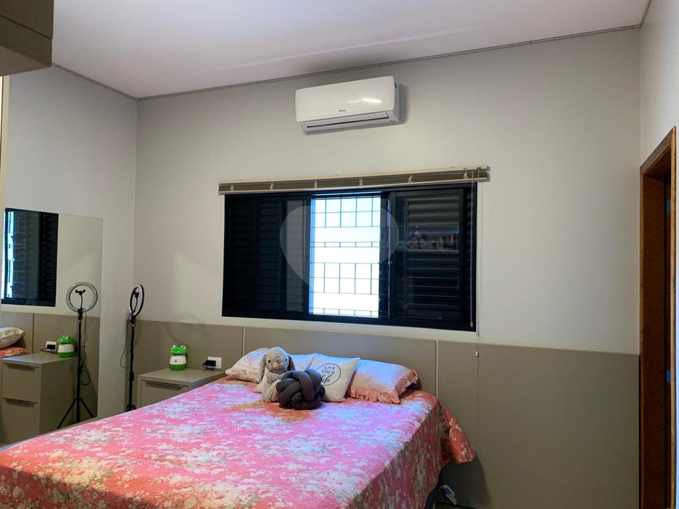 Casa à venda com 2 quartos, sendo 3 suítes, no Centro, Salto Grande, SP