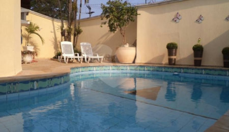 Casa à venda com 3 quartos, sendo 1 suíte,  no condomínio City Campo Grande, São Paulo - SP