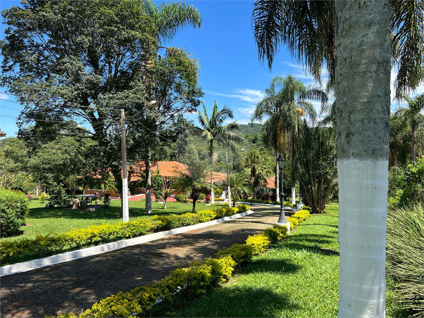 Chácara à venda com 4 quartos, sendo 2 suítes, em Jardim Conceição, São Roque, SP