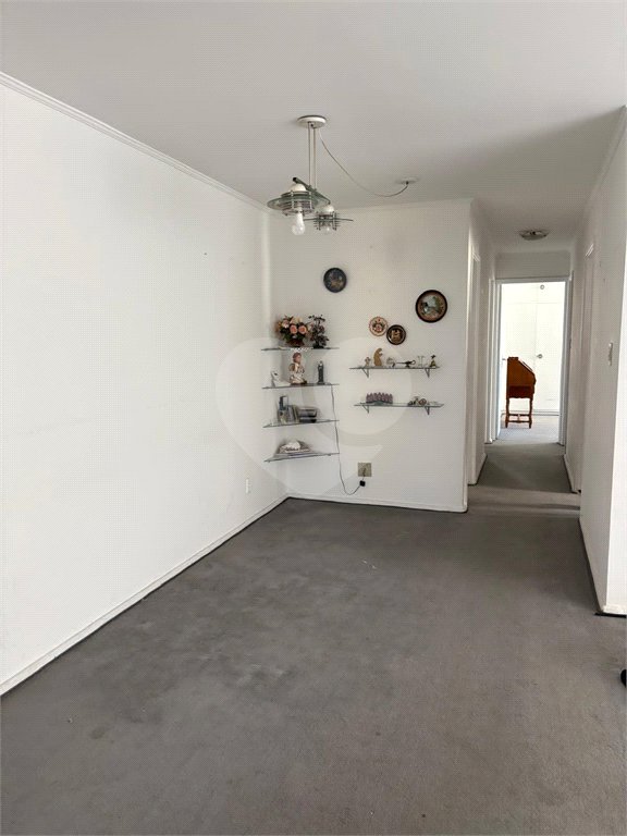 Apartamento à venda com 3 quartos, sendo 1 suíte, em Pinheiros, São Paulo, SP