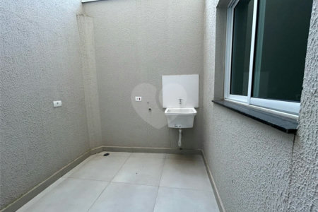 Apartamento à venda com 2 quartos, sendo 1 suíte, em Vila Guarani, Santo André, SP