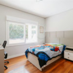 Casa à venda com 5 quartos, sendo 4 suítes, no condomínio Figueira Garden, Atibaia - SP