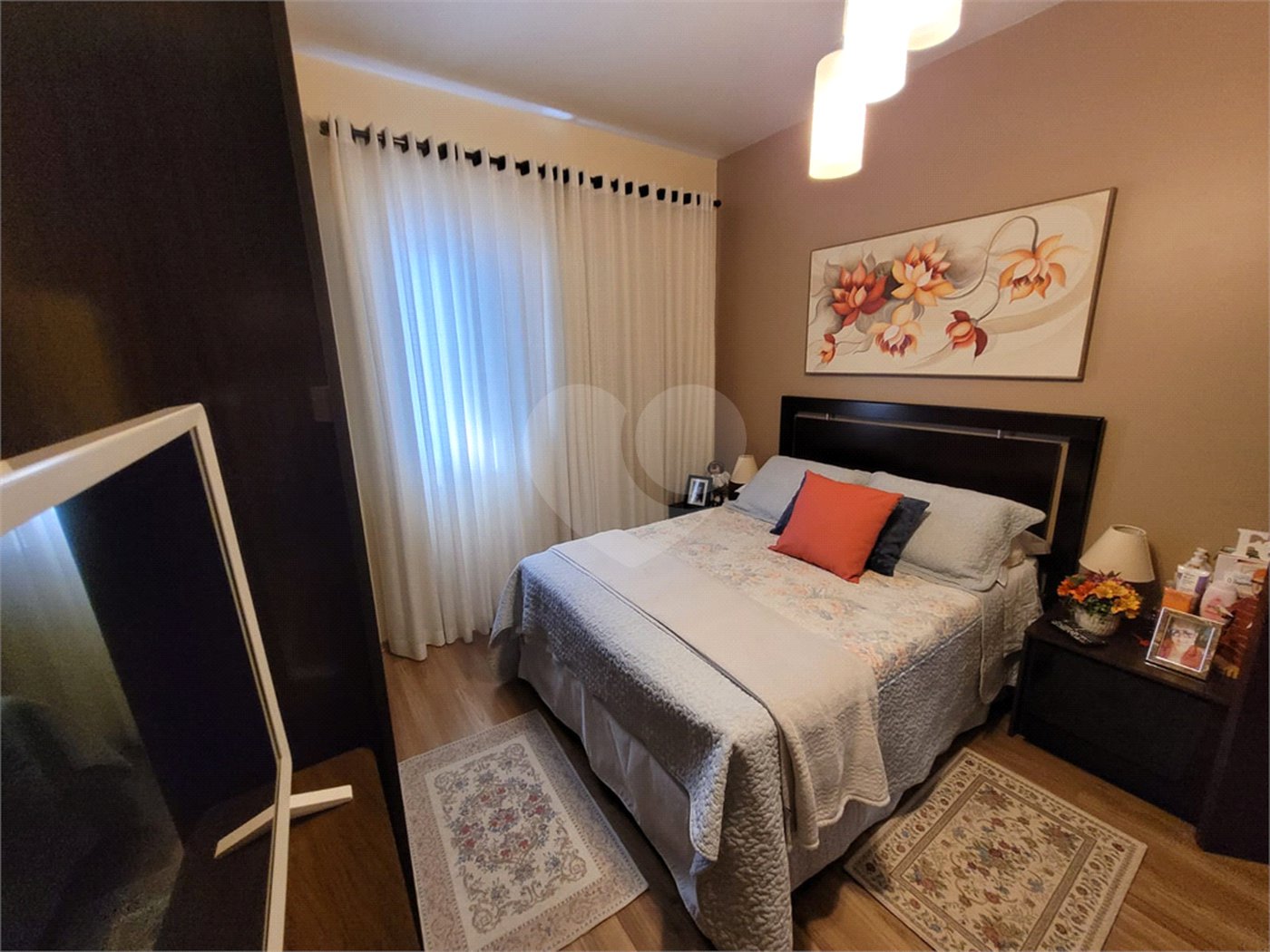 Sobrado à venda com 2 quartos em Vila Nivi, São Paulo, SP