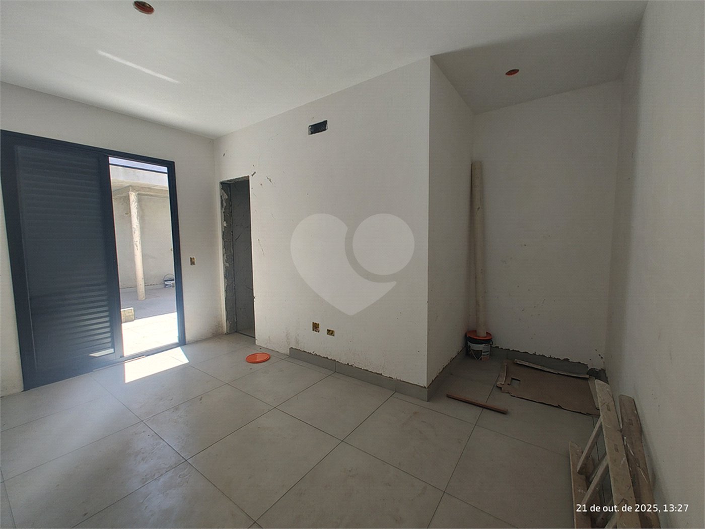 Casa Térrea à venda com 3 suítes em Jardim do Lago, Atibaia, SP