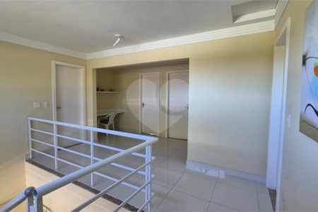 Casa à venda com 6 quartos, sendo 4 suítes, em Ferradura, Armação dos Búzios, RJ