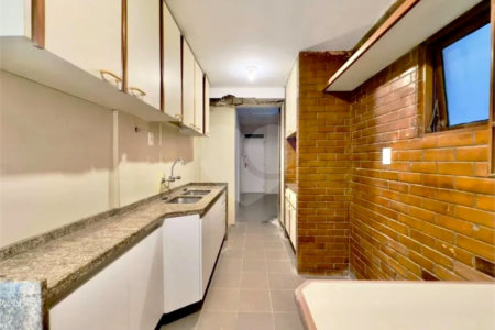 Apartamento à venda com 3 quartos, sendo 1 suíte,  em Leblon, Rio de Janeiro, RJ