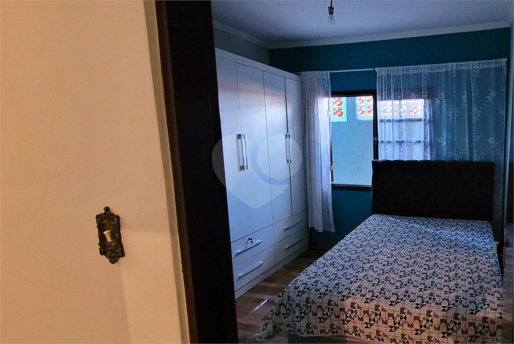Casa à venda ou para alugar com 3 quartos, sendo 1 suíte,  em Vila Nova Aparecida, Mogi das Cruzes, SP
