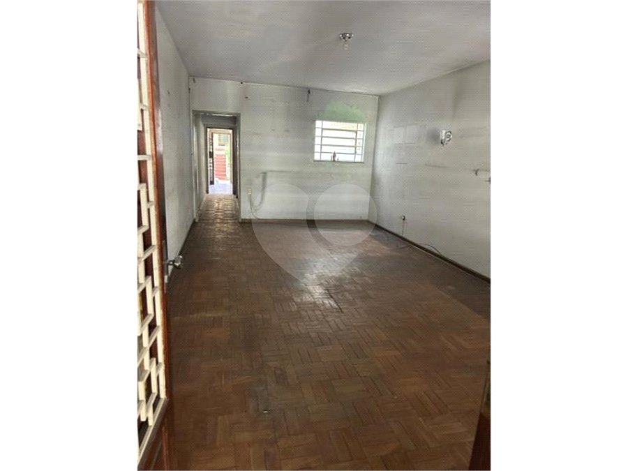 Sobrado à venda com 3 quartos, sendo 1 suíte, em Vila Paulicéia, São Paulo, SP