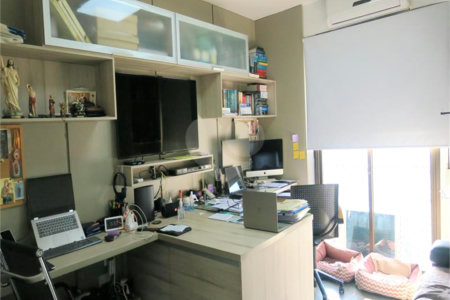 Apartamento à venda com 4 quartos, sendo 2 suítes,  em Vila Suzana, São Paulo, SP