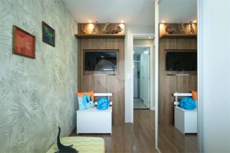 Apartamento à venda com 3 quartos, sendo 1 suíte,  em Jardim Parque Morumbi, São Paulo, SP