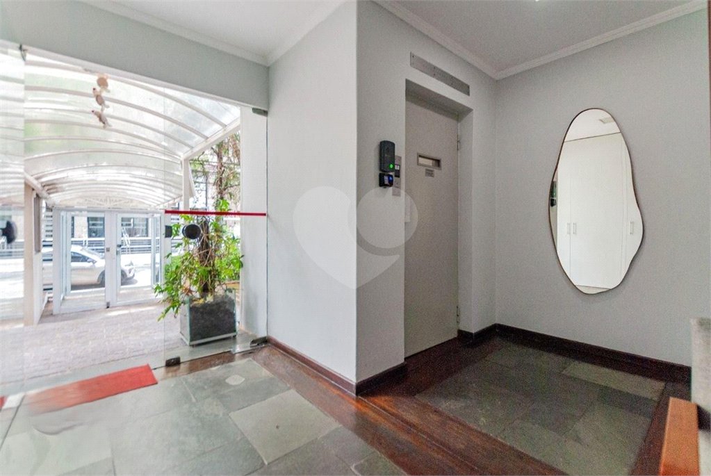 Cobertura à venda com 2 suítes em Vila Olímpia, São Paulo, SP