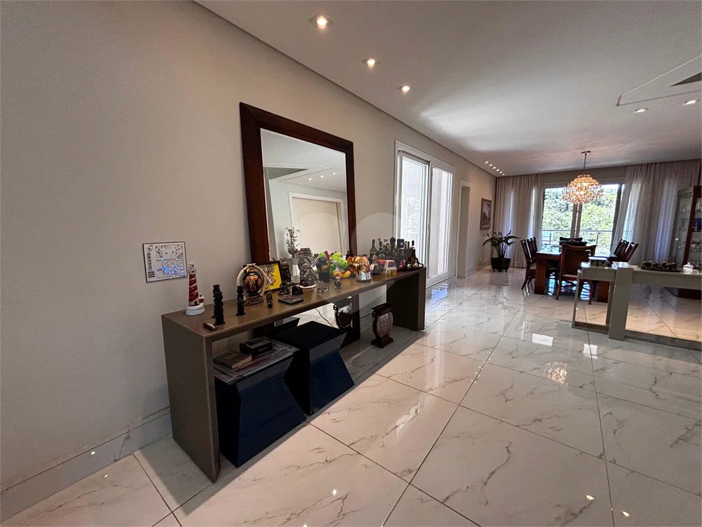 Casa à venda com 4 quartos, sendo 3 suítes, no condomínio Reserva Nova Cantareira, São Paulo - SP