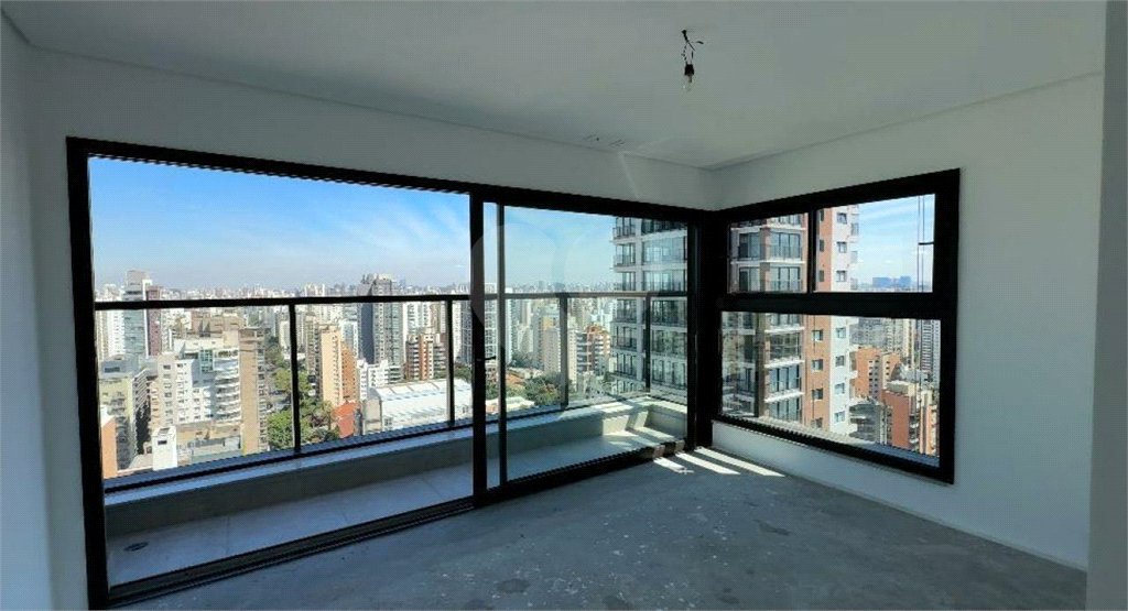 Apartamento à venda com 4 suítes em Moema, São Paulo, SP