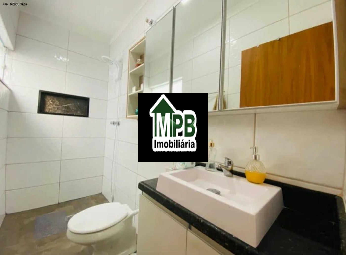 Casa à venda com 3 quartos, sendo 1 suíte, no condomínio Horto 3, Sorocaba - SP