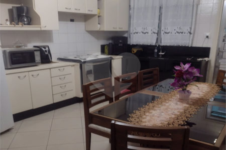 Casa de Vila à venda com 3 quartos, sendo 1 suíte, em Vila Medeiros, São Paulo, SP