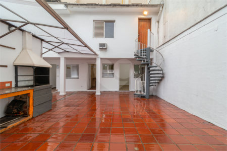 Casa à venda com 4 quartos, sendo 2 suítes, em Ipiranga, São Paulo, SP