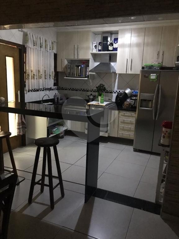 Sobrado à venda com 3 suítes no Brasilândia, São Paulo, SP