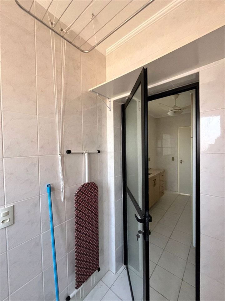 Apartamento Residencial à venda, Enseada, Guarujá - AP0868.