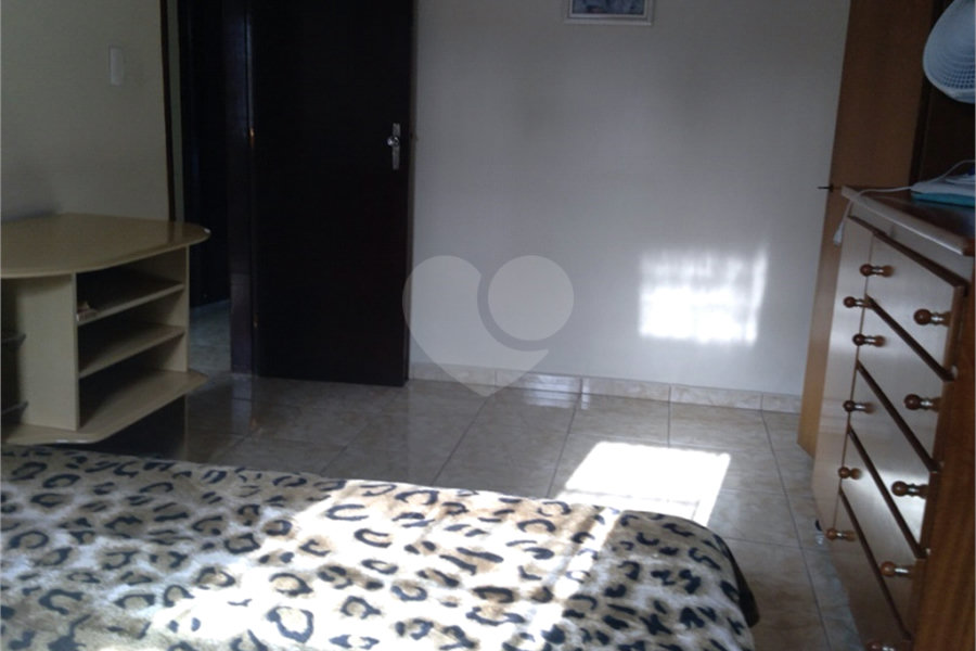 Sobrado à venda com 3 quartos, sendo 1 suíte, em Santa Teresinha, São Paulo, SP