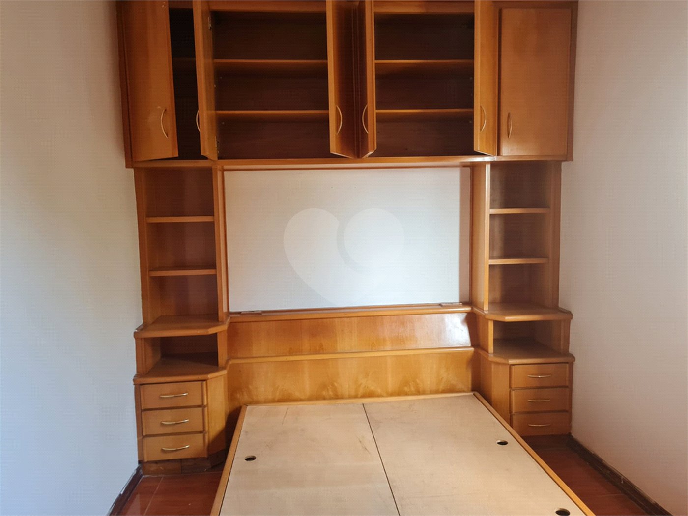 Sobrado à venda com 2 quartos, sendo 1 suíte, em Jardim Ivana, São Paulo, SP