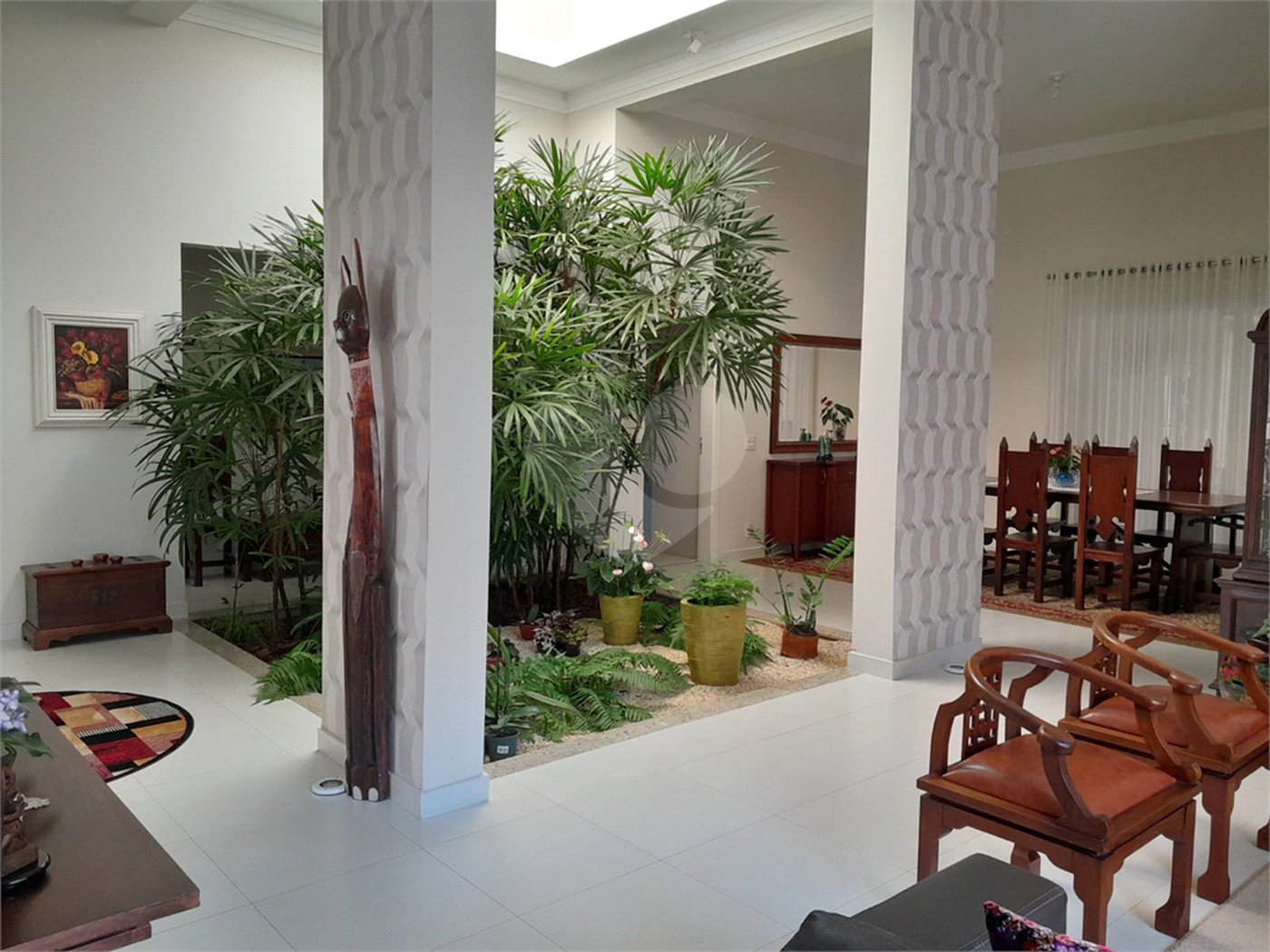 Casa à venda com 5 suítes no condomínio Ipe Velho, Vinhedo - SP