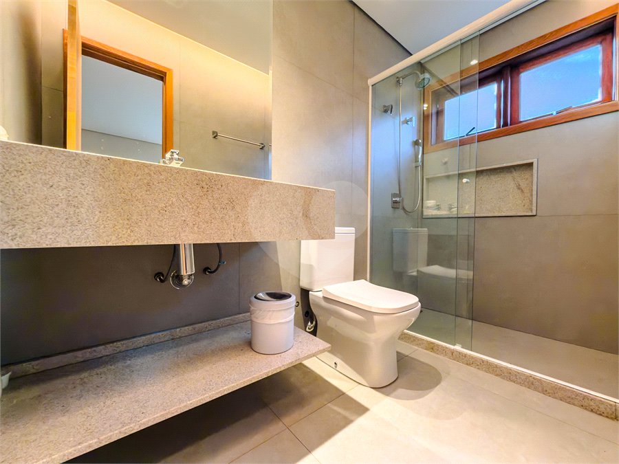 Casa à venda com 6 quartos, sendo 5 suítes,  no condomínio Lagos do Shanadu, Indaiatuba - SP
