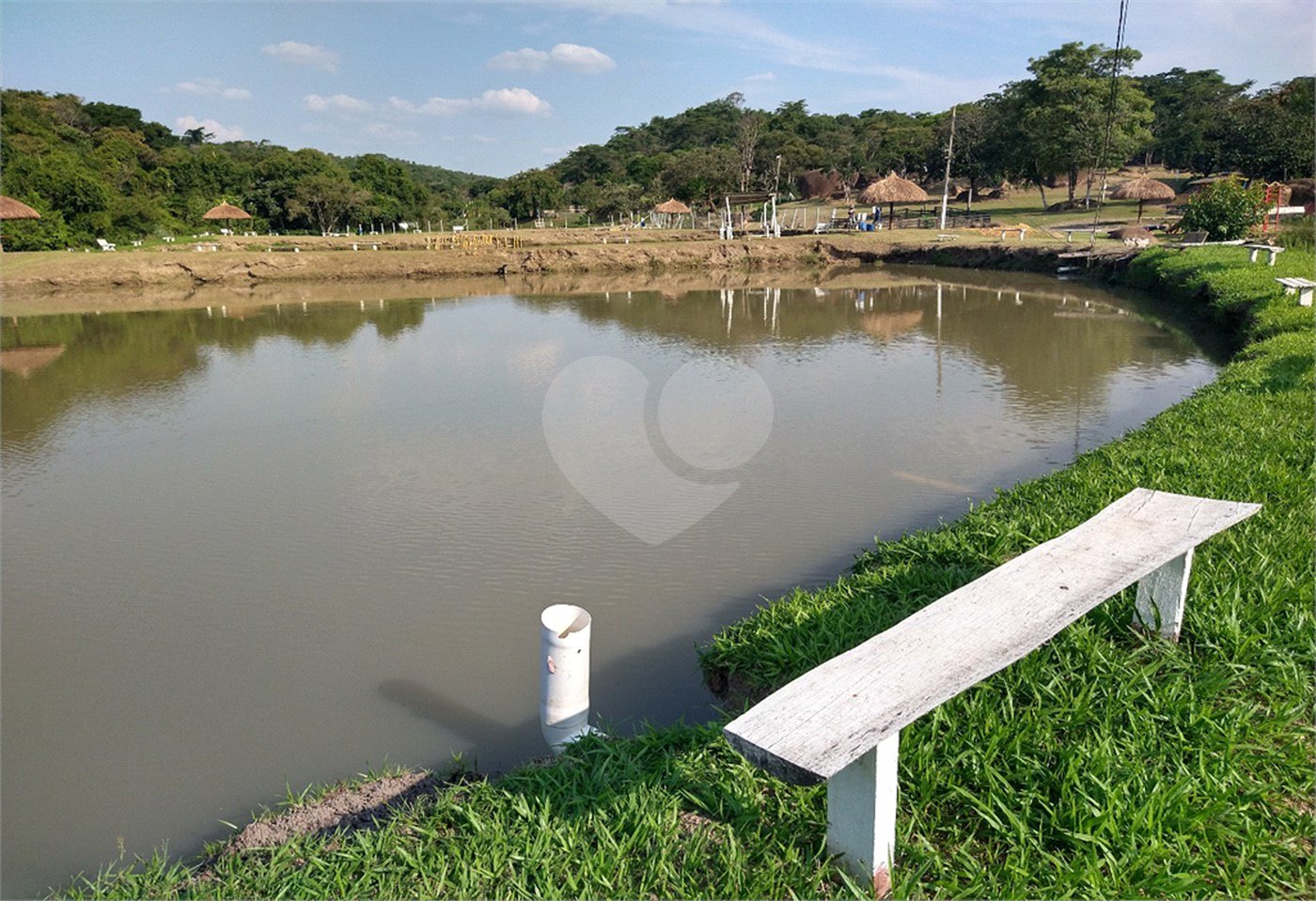 Sítio à venda com 4 quartos, sendo 2 suítes,  em Pimenta, Indaiatuba, SP