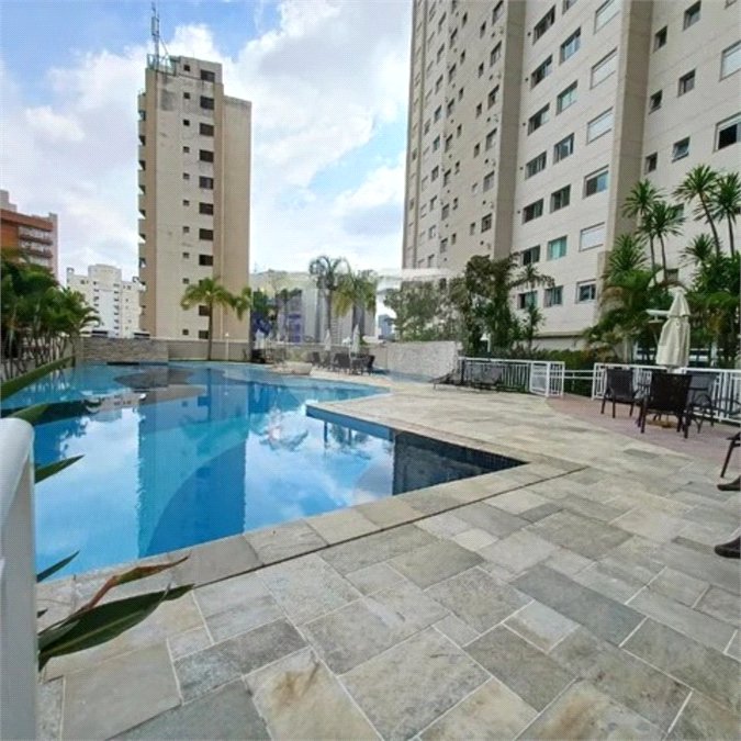 Apartamento à venda com 3 suítes em Vila Suzana, São Paulo, SP