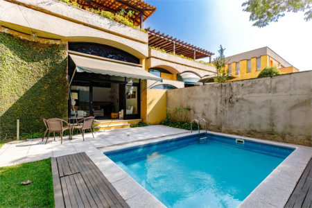 Casa à venda com 4 quartos, sendo 2 suítes, em Jardim Everest, São Paulo, SP