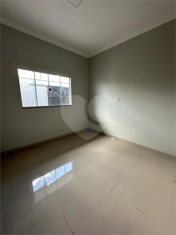 Casa à venda com 3 quartos, sendo 2 suítes, em Residencial Ponta Porã I, Ponta Porã, MS