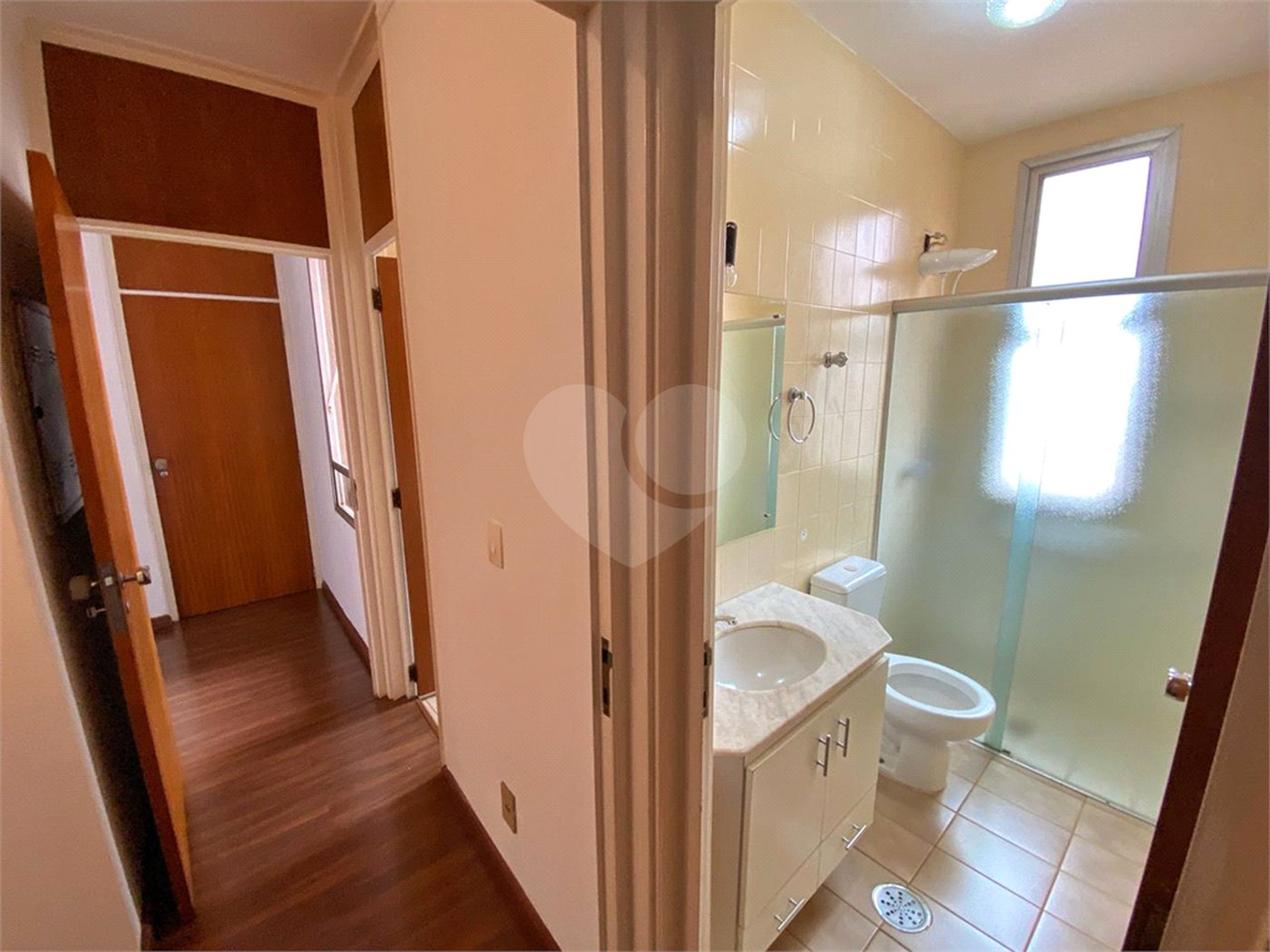 Apartamento à venda com 2 quartos, sendo 1 suíte, no Centro, Ribeirão Preto, SP