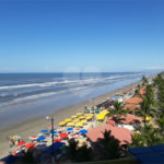 Apartamento à venda com 2 quartos, sendo 1 suíte,  em Vera Cruz, Mongaguá, SP
