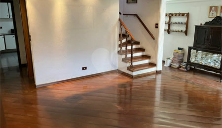 Sobrado à venda com 3 quartos, sendo 1 suíte,  em Vila Mazzei, São Paulo, SP