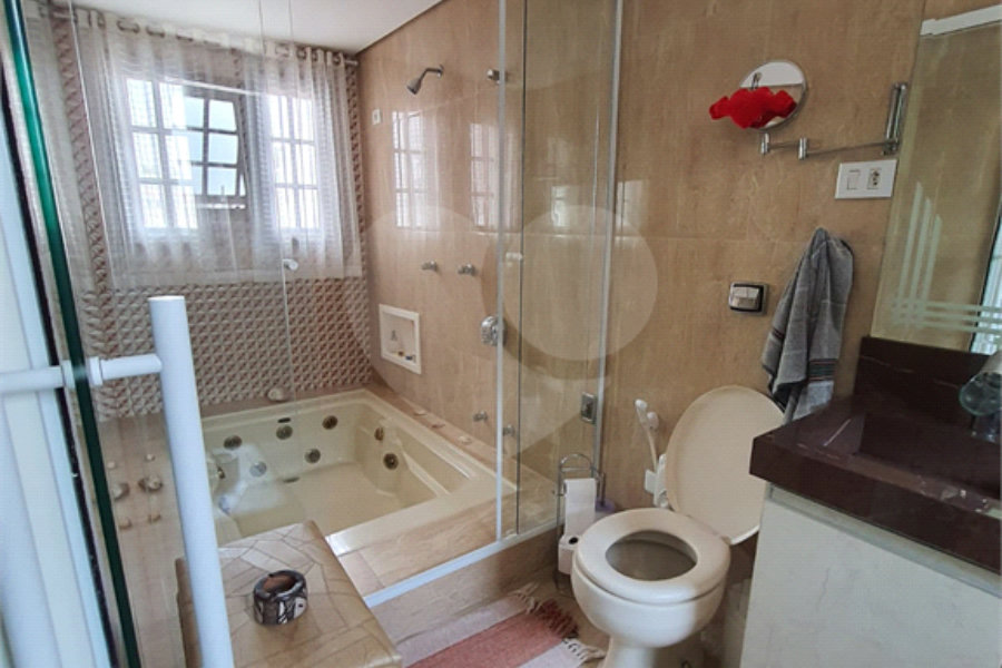 Sobrado à venda com 3 quartos, sendo 1 suíte, em Limão, São Paulo, SP