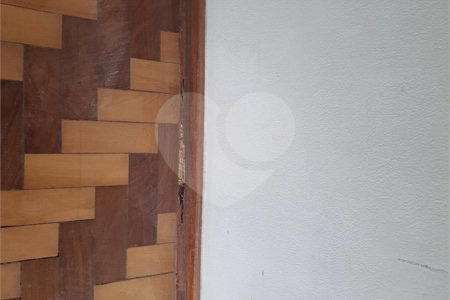 Sobrado à venda com 3 quartos, sendo 1 suíte,  em Jardim Bonfiglioli, São Paulo, SP
