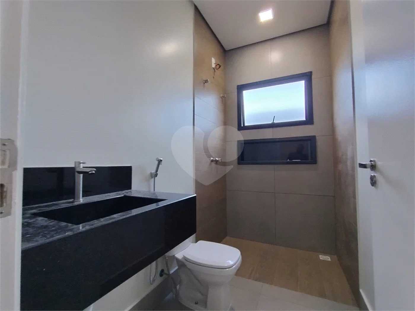 Casa em Condomínio à Venda em Piracicaba/SP.