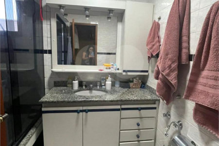 Apartamento à venda com 3 quartos, sendo 1 suíte, em Chácara Inglesa, São Paulo, SP