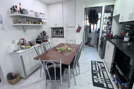 Apartamento à venda com 3 quartos, sendo 1 suíte,  em Tijuca, Rio de Janeiro, RJ