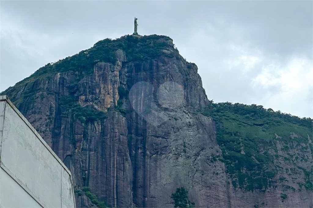 Cobertura à venda com 7 quartos, sendo 3 suítes,  em Lagoa, Rio de Janeiro, RJ
