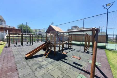 Terreno à venda no condomínio Horto Florestal Villagio, Sorocaba - SP