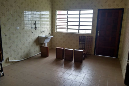 Casa à venda com 5 quartos, sendo 1 suíte, em Vila Fazzeoni, São Paulo, SP