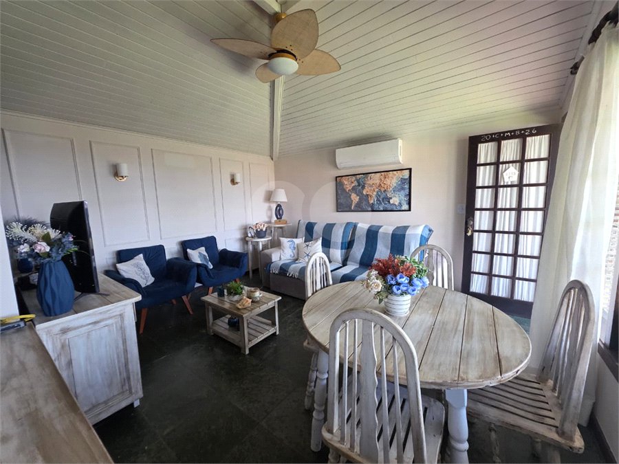 Casa em condomínio à venda com 2 quartos, sendo 1 suíte, em Praia Rasa, Armação dos Búzios, RJ