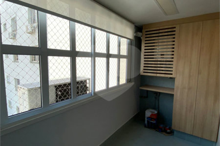 Apartamento à venda com 2 quartos em Cerqueira César, São Paulo, SP