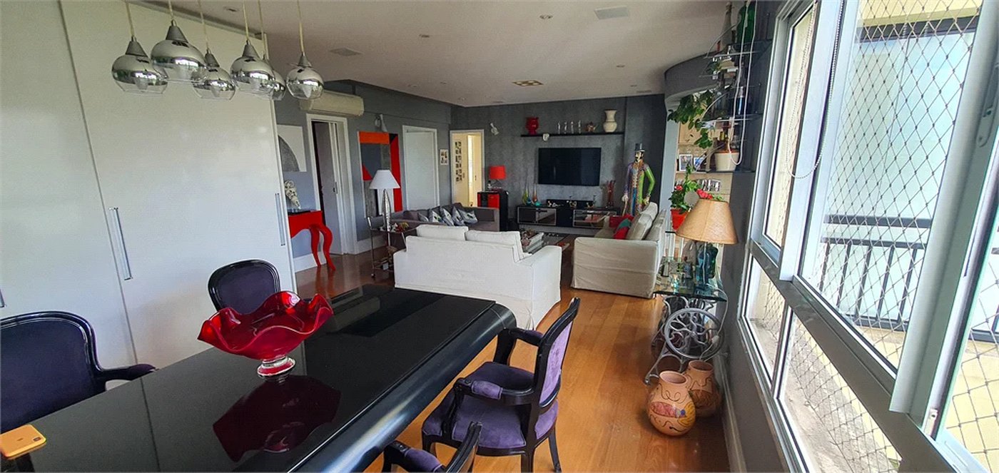 Apartamento à venda com 3 suítes em Vila Suzana, São Paulo, SP